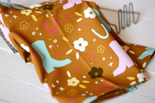 Floral Boots Towel: Western Cowgirl Horseshoe Kitchen Tea Towel