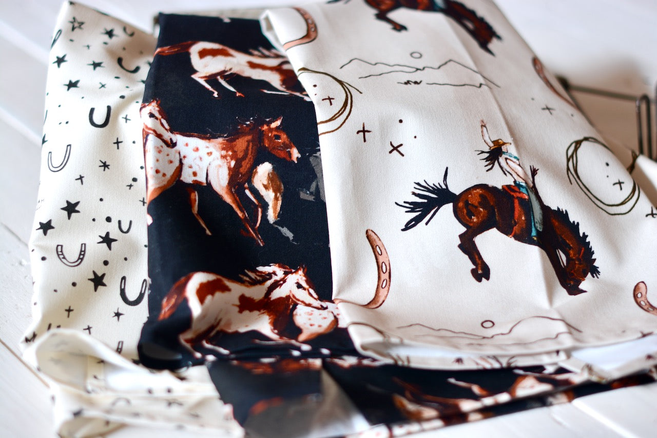 Ranch Life Towel Set: Western Cowgirl Kitchen Tea Towel Set