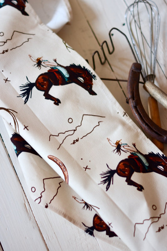Yeehaw Cowgirl Towel: Western Horseshoe Cowgirl Kitchen Tea Towel