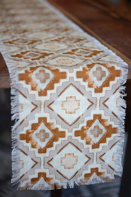 Western Rustic Farmhouse Geometric Linen Table Runner