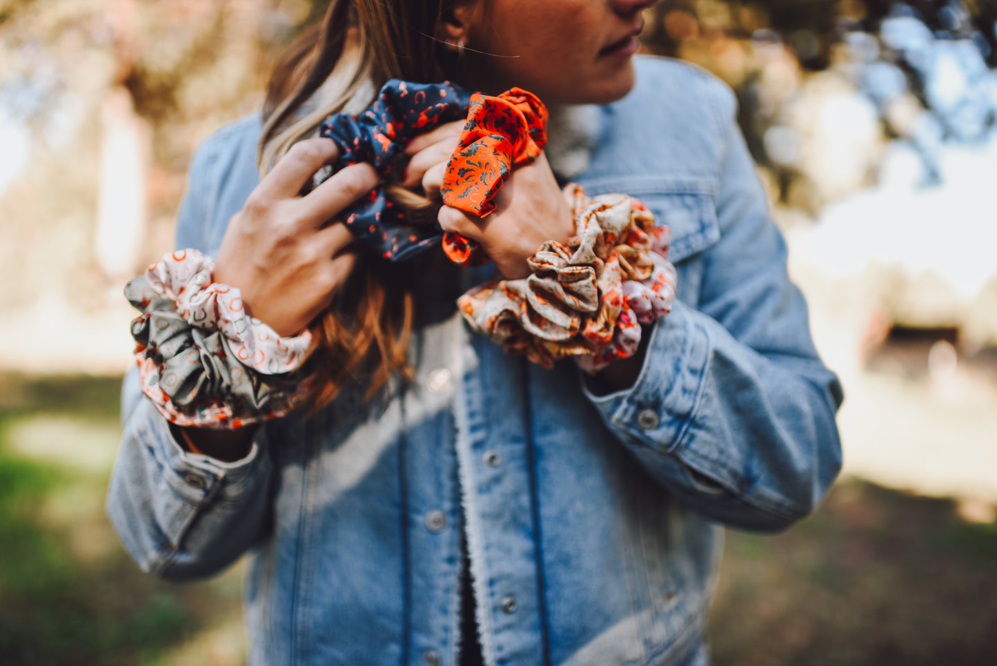 Spurs N’ Horseshoes in Rust Scrunchie Cowgirl Hair Accessory